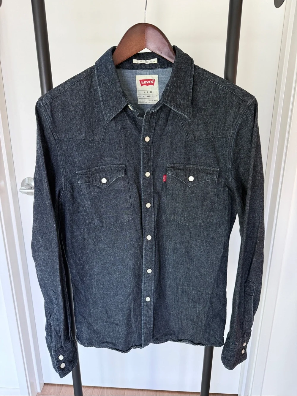 Levi's Dark Blue Denim Western Slim Fit Shirt - Small